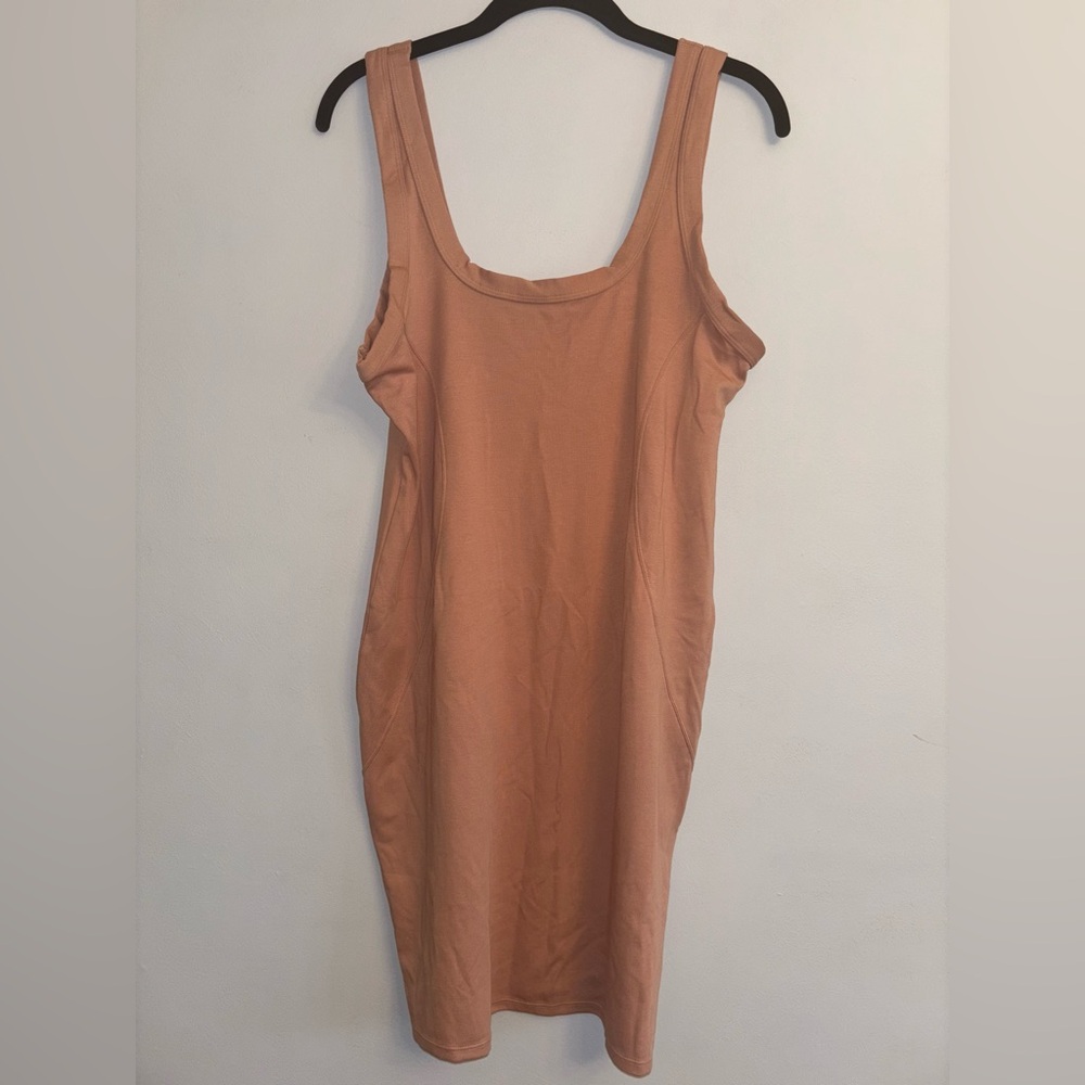 BNWT Nude Blush Sleeveless Bodycon Dress